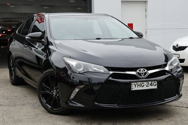 2017 Toyota Camry RZ in Black