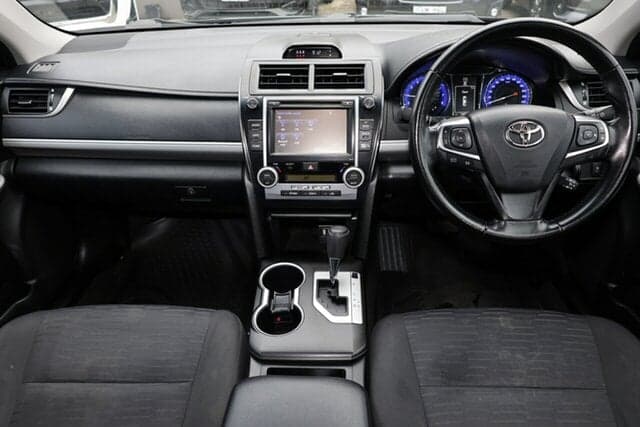2017 Toyota Camry RZ in Black