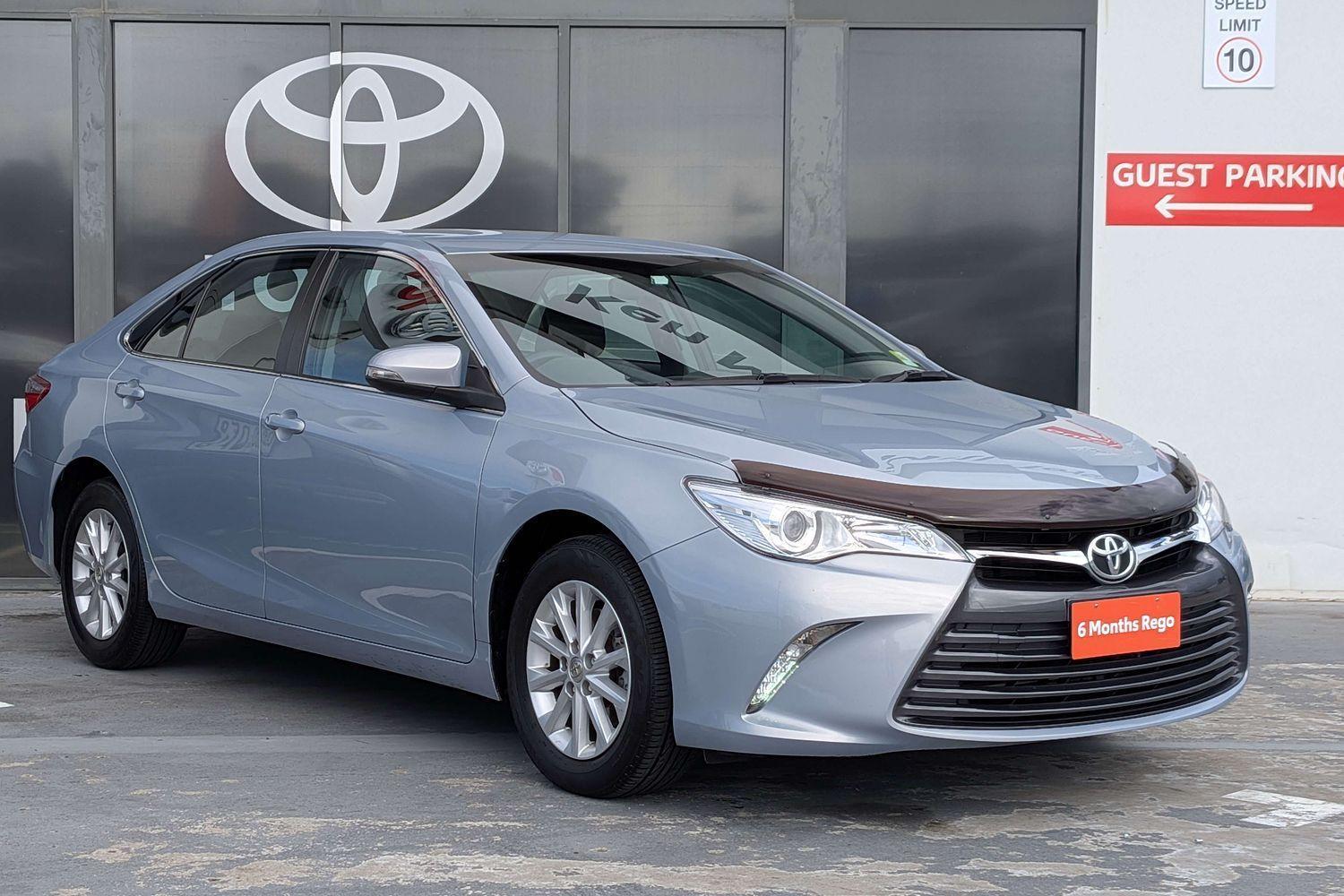 2017 Toyota Camry Altise in Blue