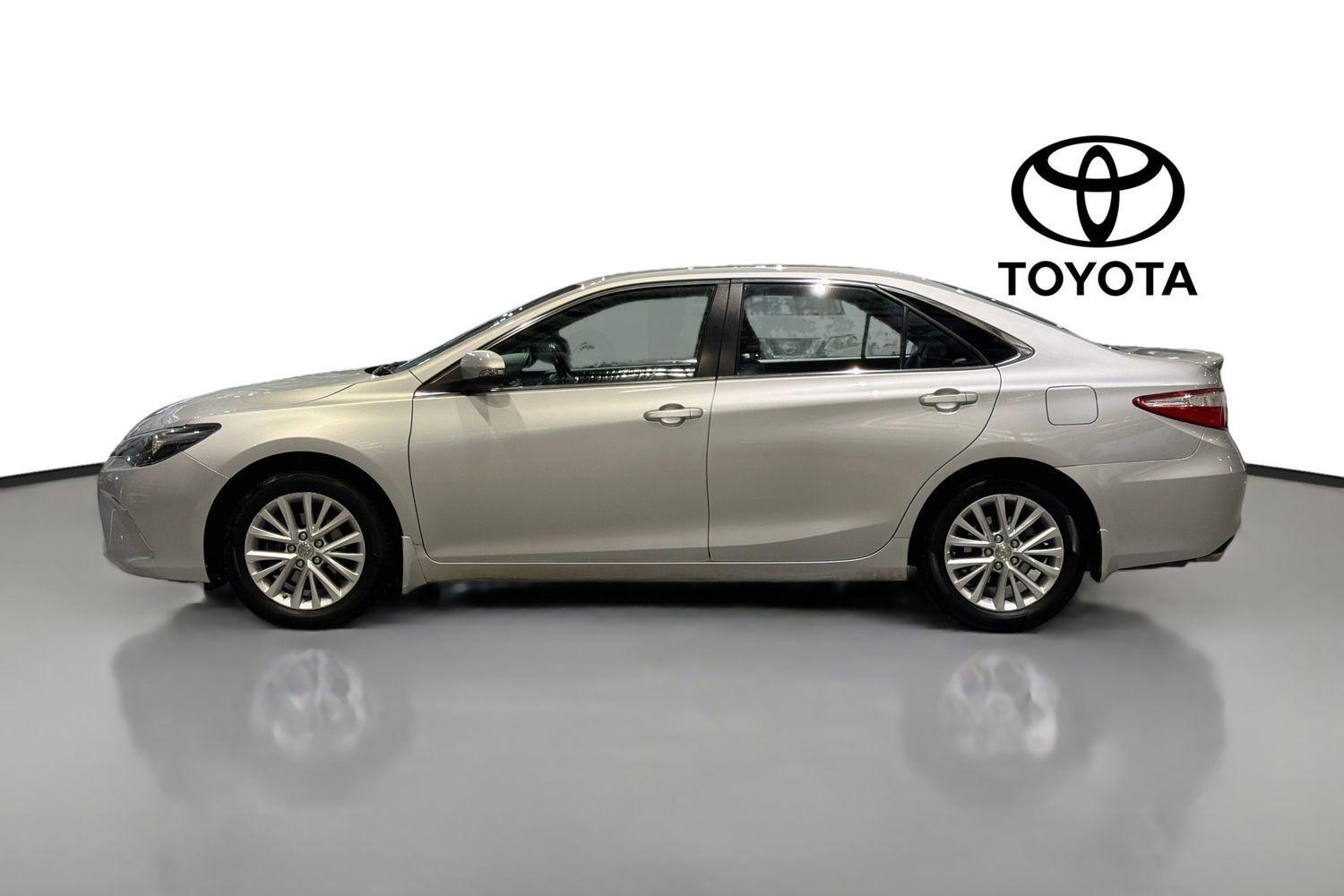 2016 Toyota Camry Atara SL in Silver