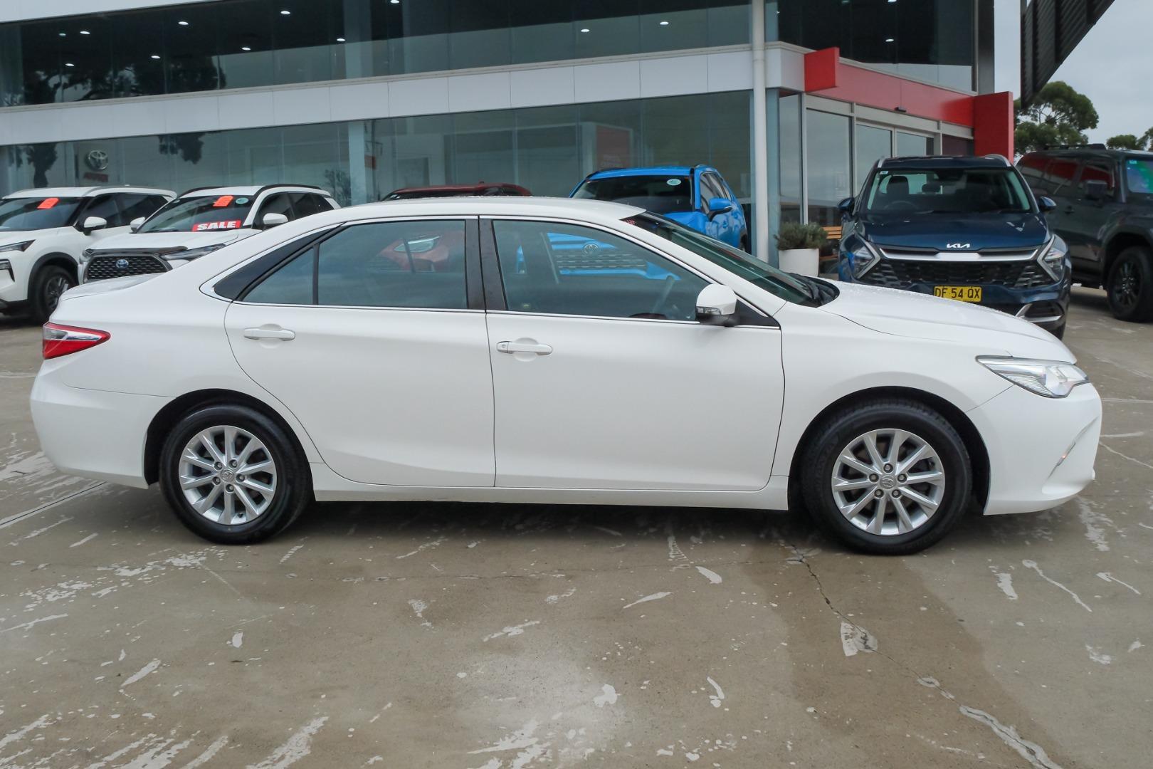 2016 Toyota Camry Altise in White