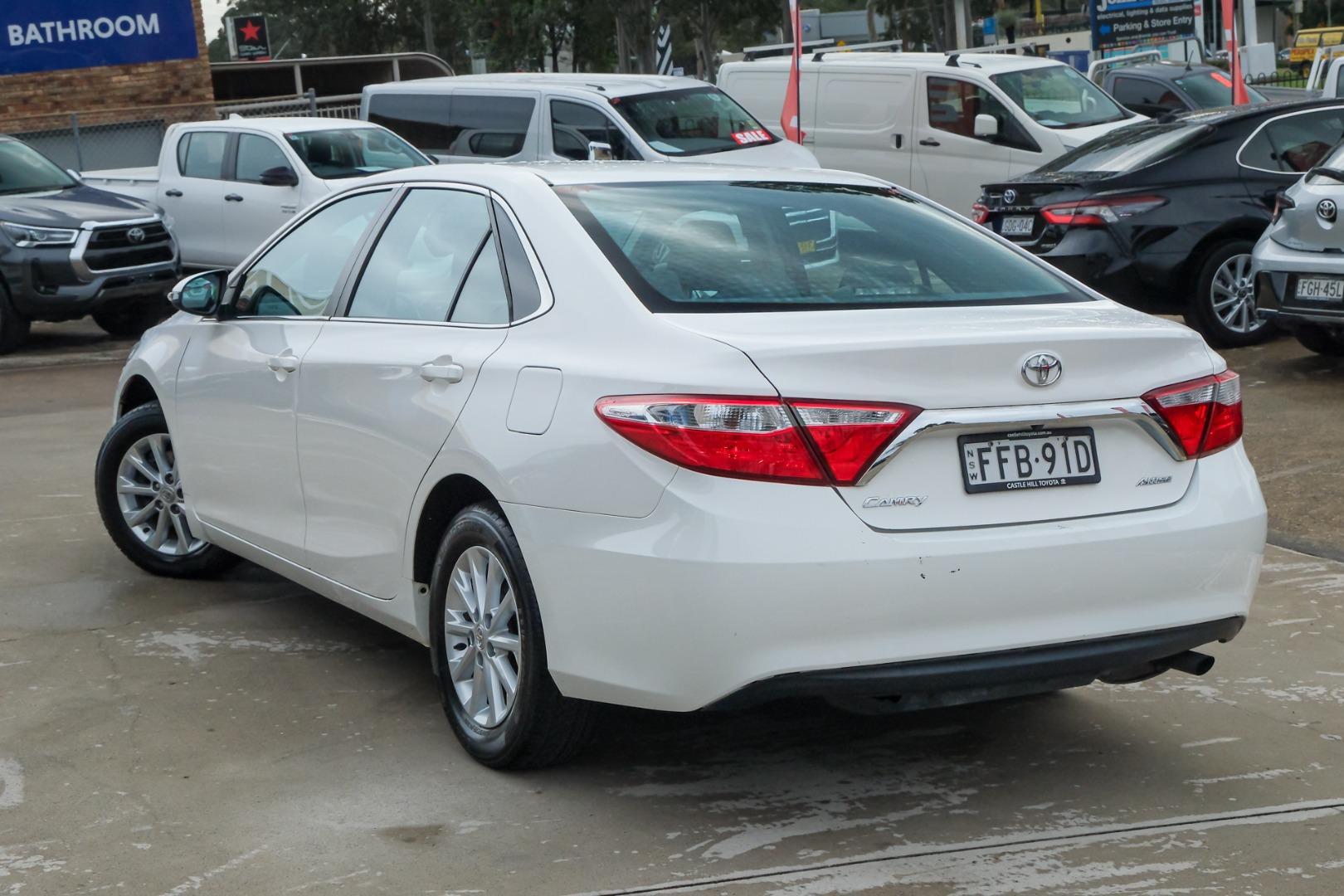 2016 Toyota Camry Altise in White