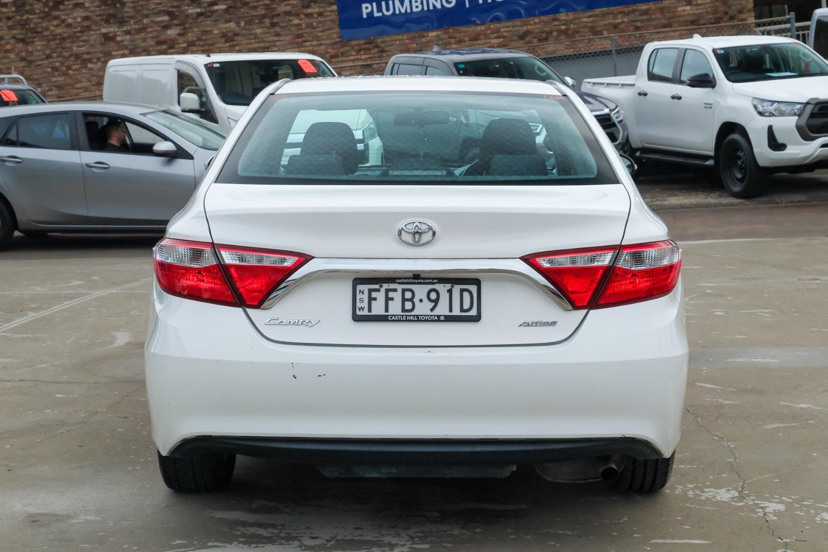 2016 Toyota Camry Altise in White