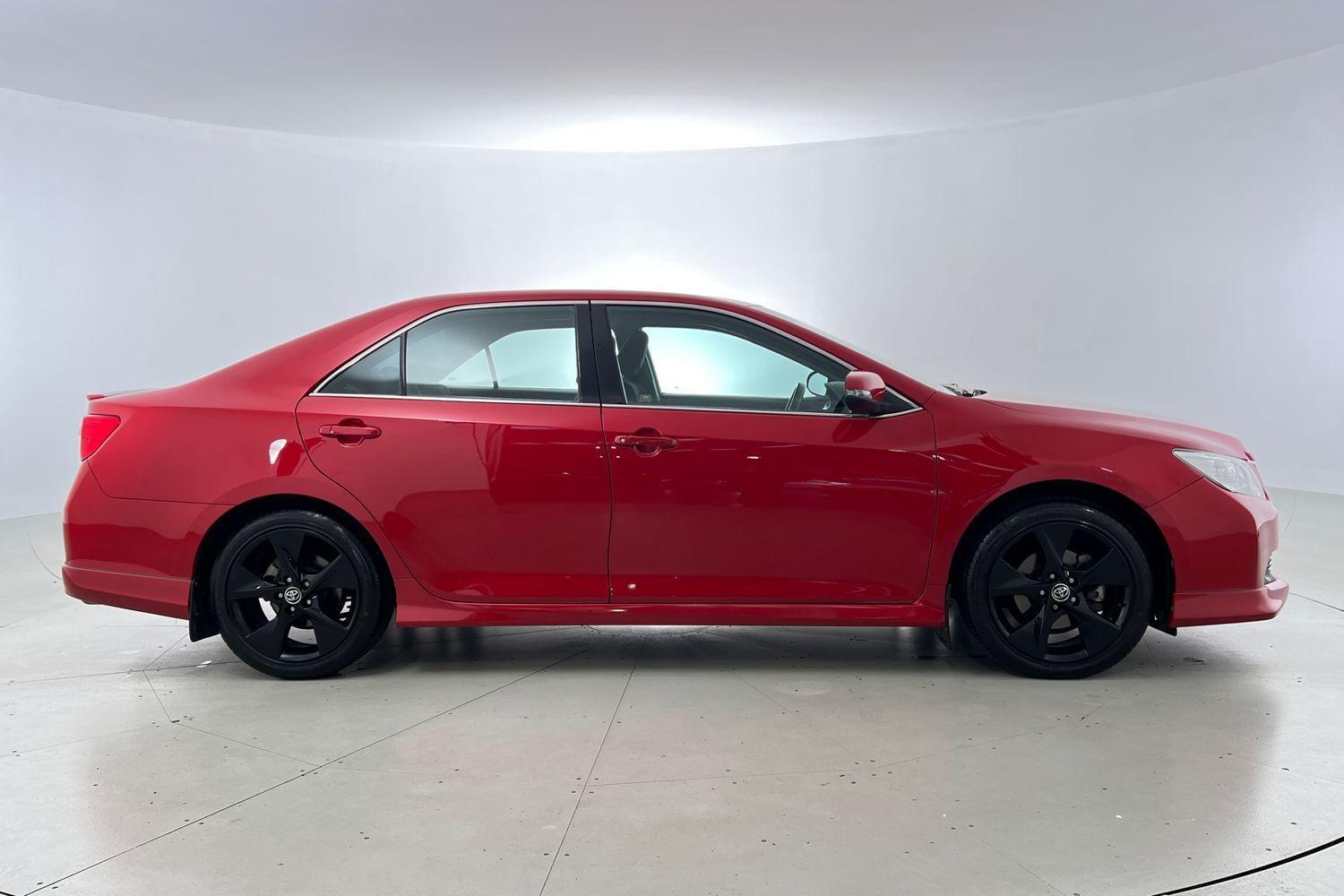 2016 Toyota Aurion Sportivo in Red