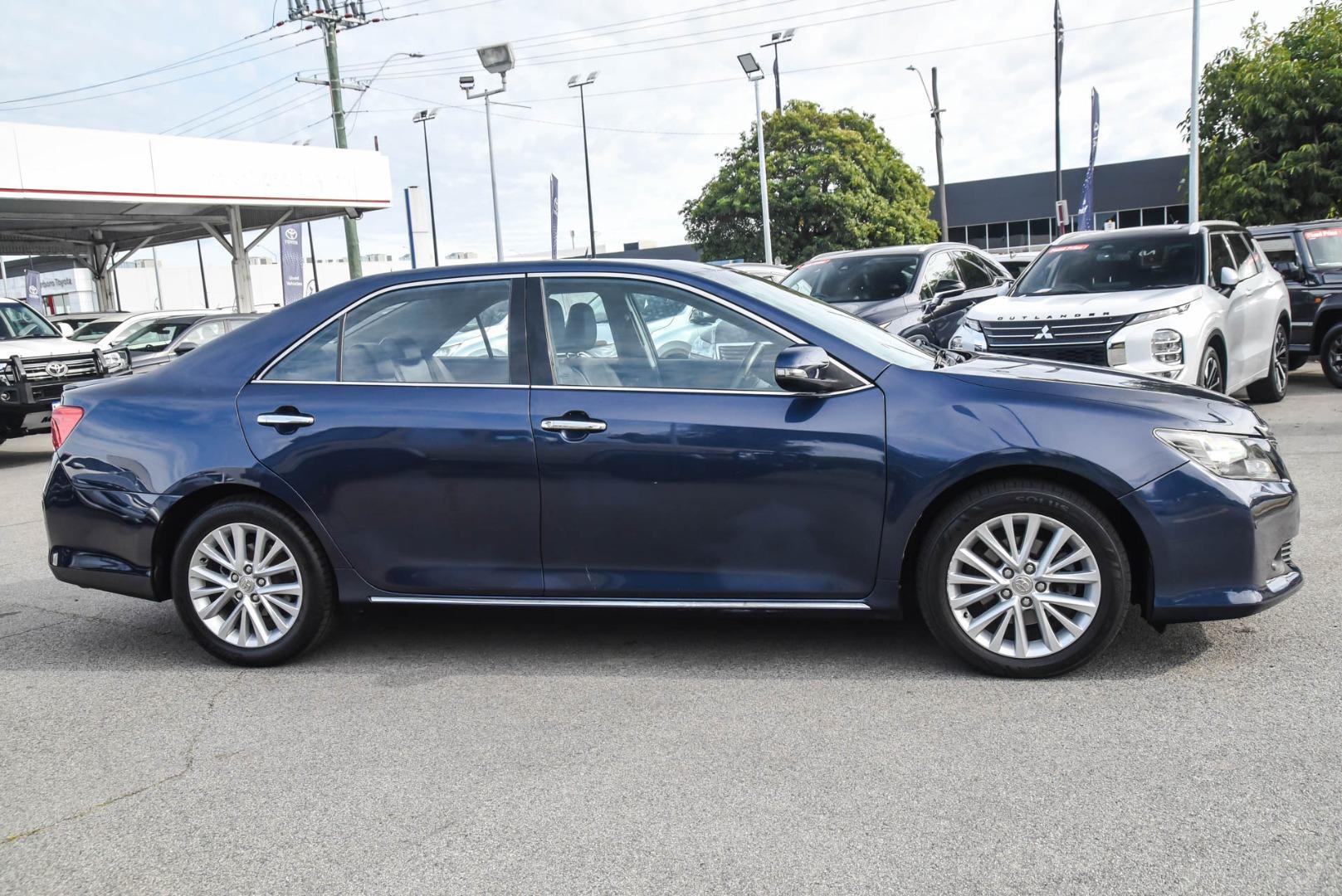2016 Toyota Aurion Presara in Blue