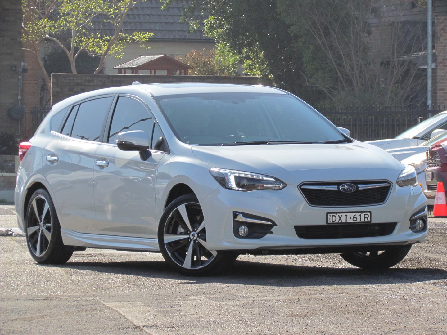 2018 Subaru Impreza 2.0i-S in White