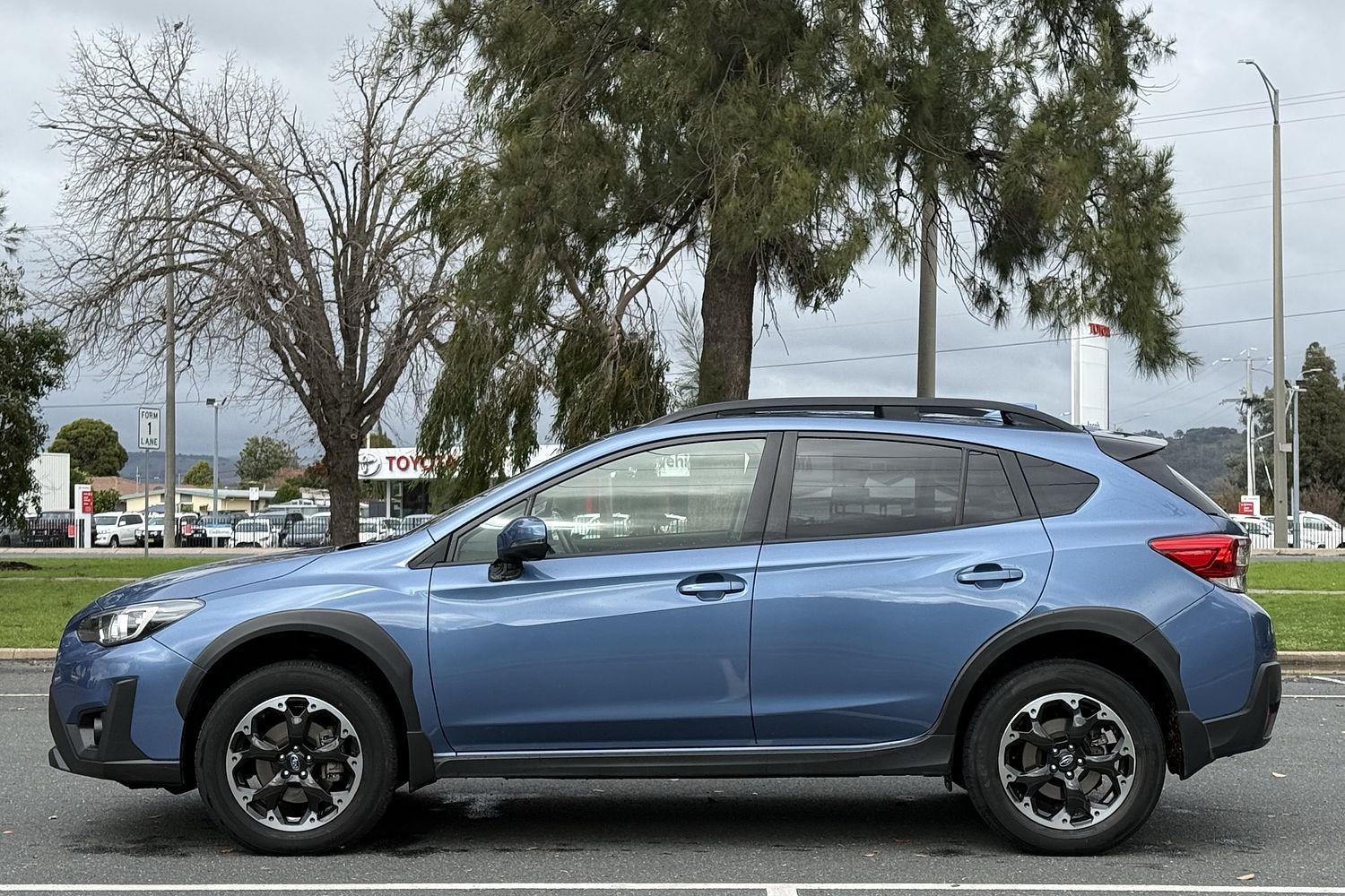 2022 Subaru XV 2.0i Premium in Horizon Blue Pearl