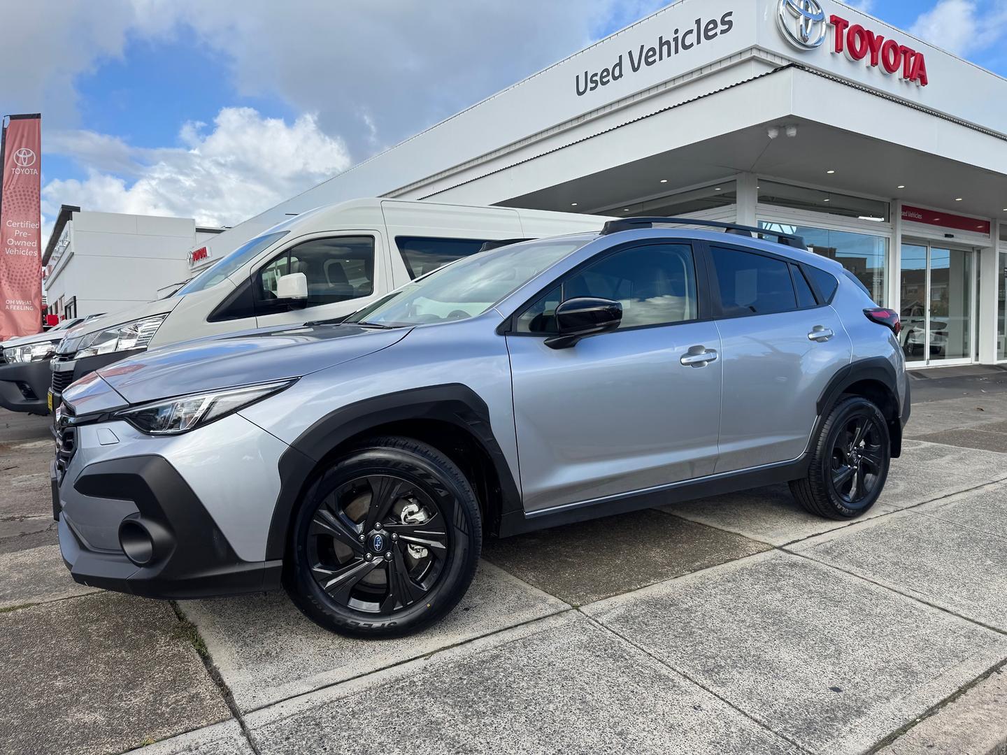 2024 Subaru Crosstrek 2.0L in Silver