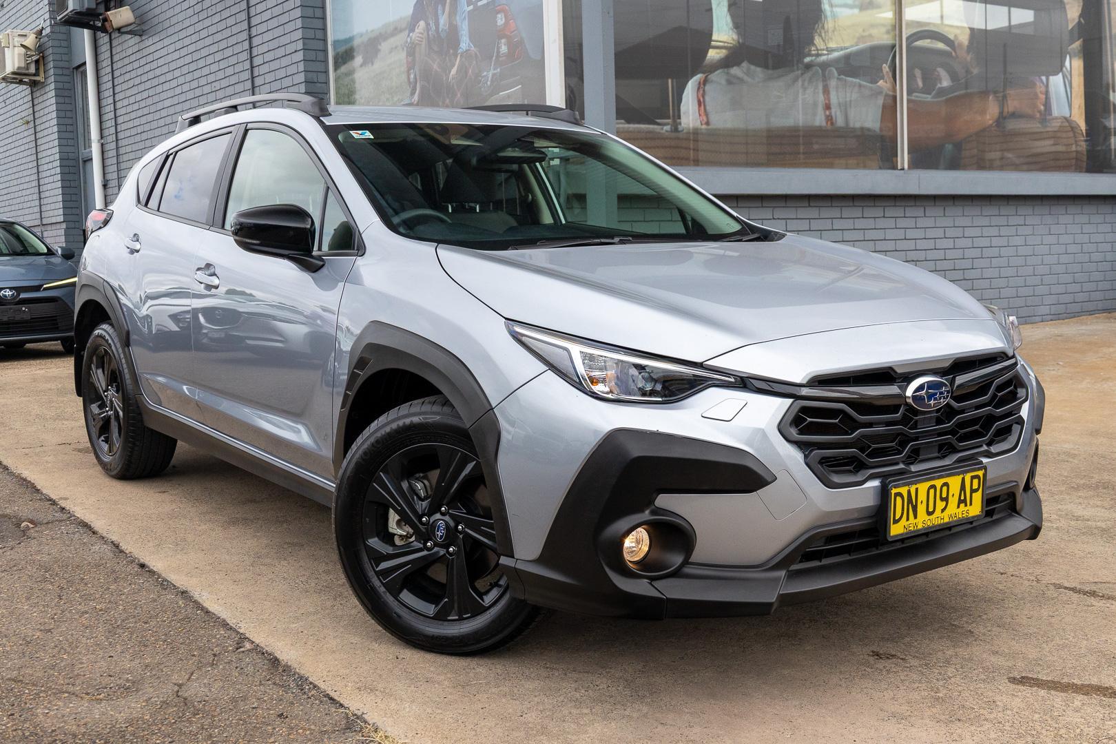 2024 Subaru Crosstrek 2.0L in Silver