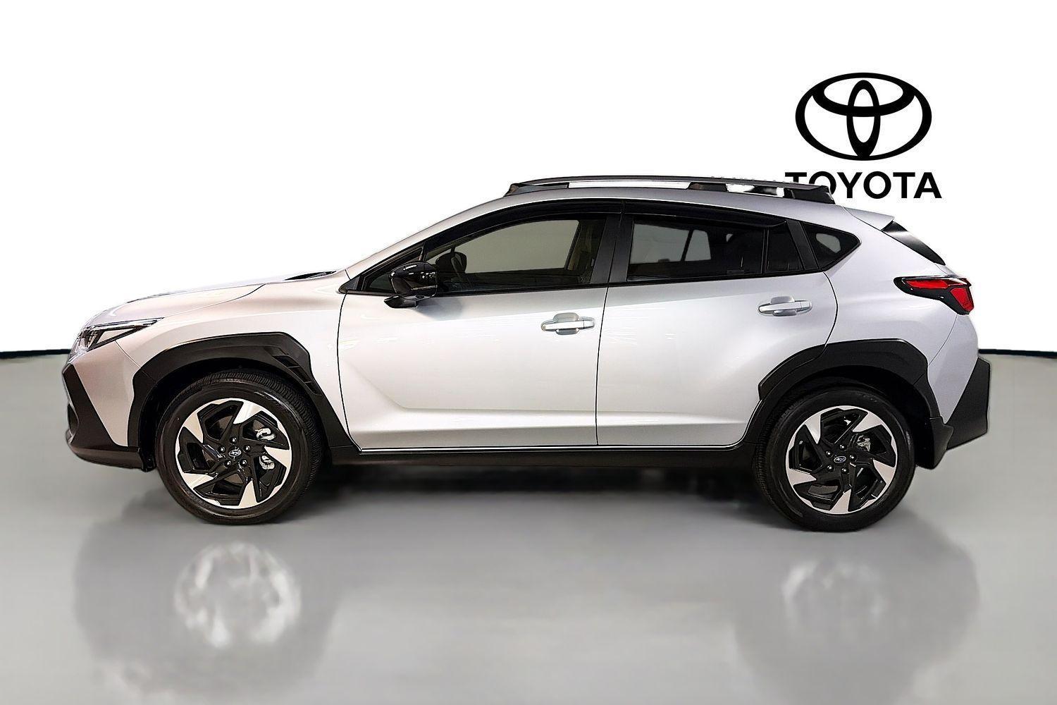 2024 Subaru Crosstrek 2.0S in Silver