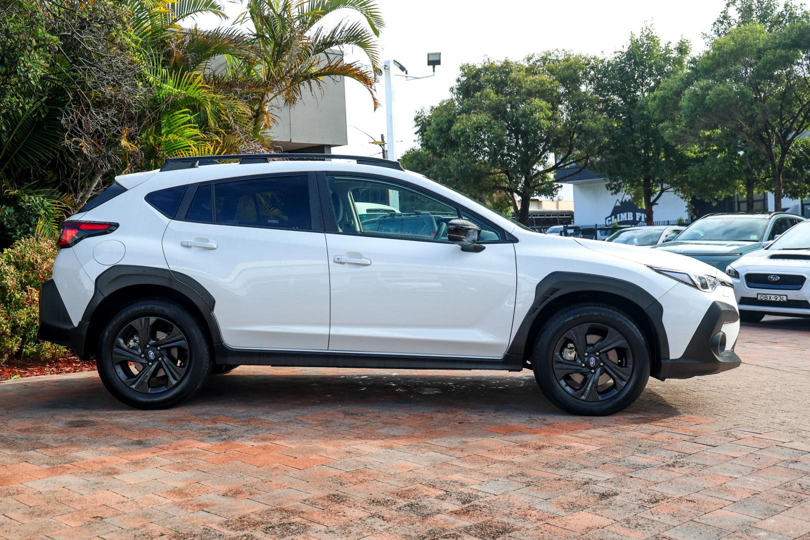 2025 Subaru Crosstrek 2.0L in White