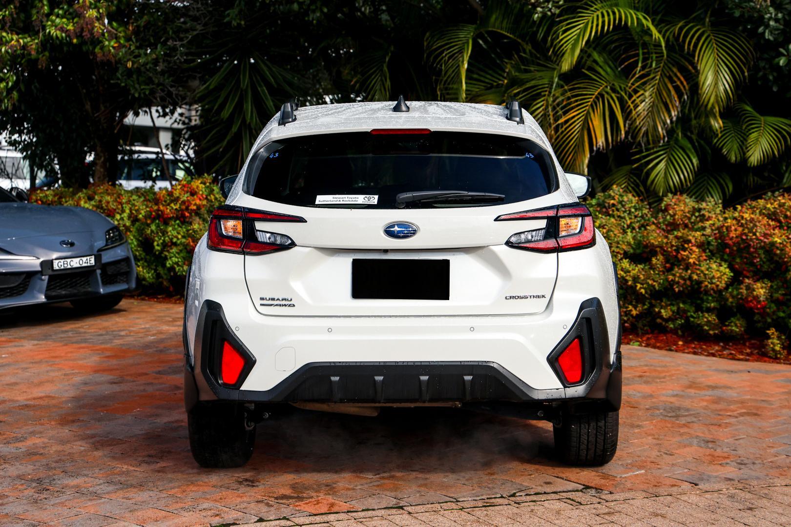 2025 Subaru Crosstrek 2.0L in White