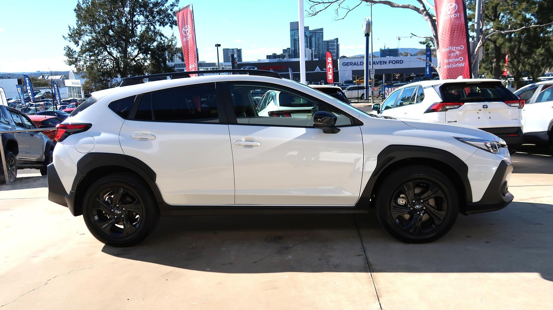 2024 Subaru Crosstrek 2.0L in White