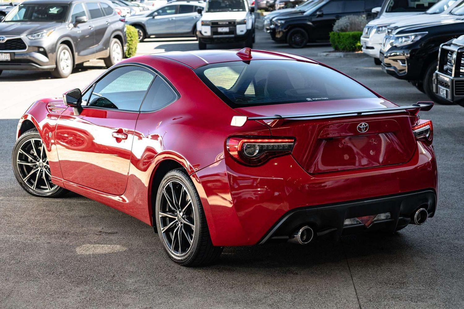2017 Toyota 86 GTS in Red