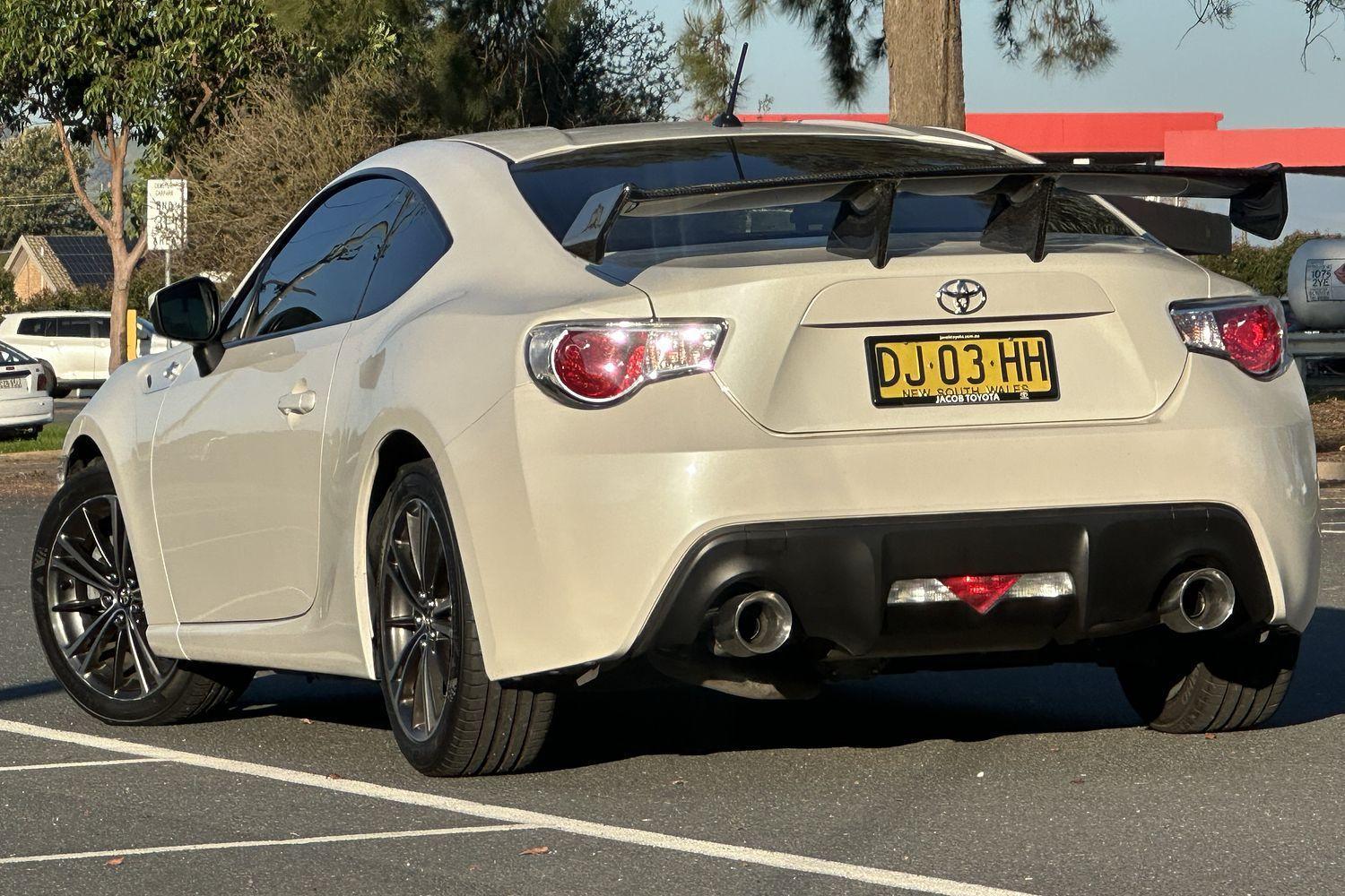 2013 Toyota 86 GTS in White
