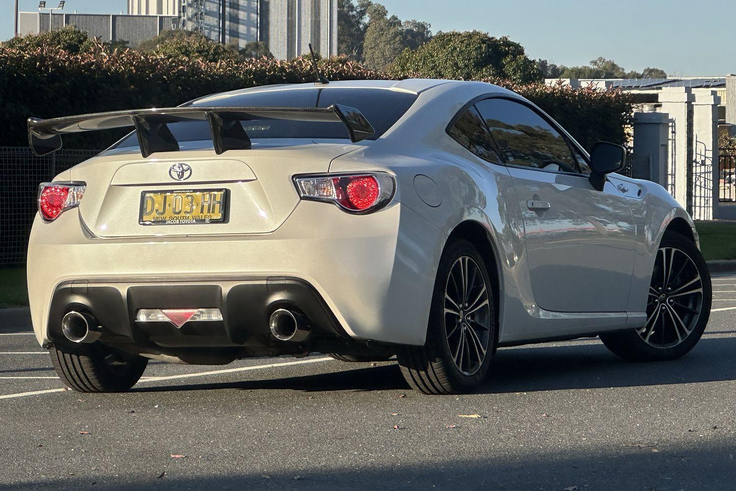 2013 Toyota 86 GTS in White