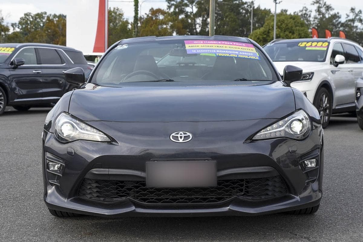 2018 Toyota 86 GTS in Gray