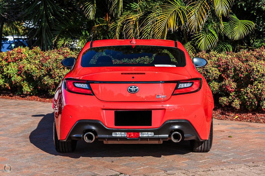 2023 Toyota GR86 GT in Red