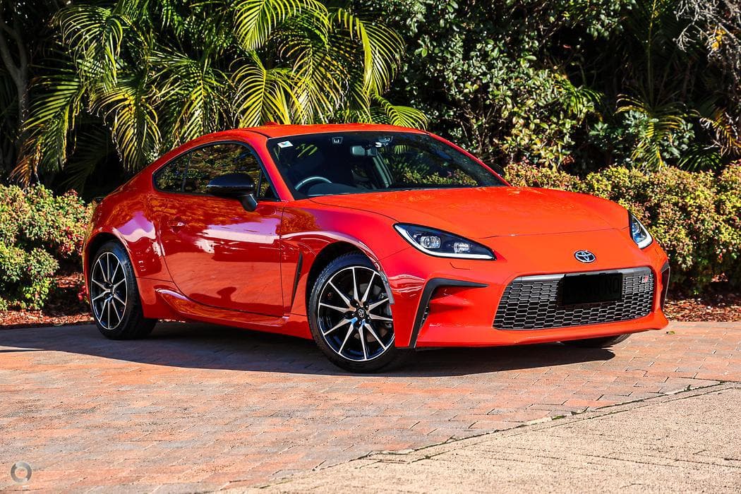 2023 Toyota GR86 GT in Red