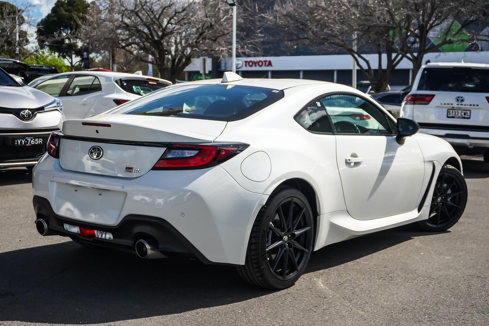 2025 Toyota GR86 GTS in White