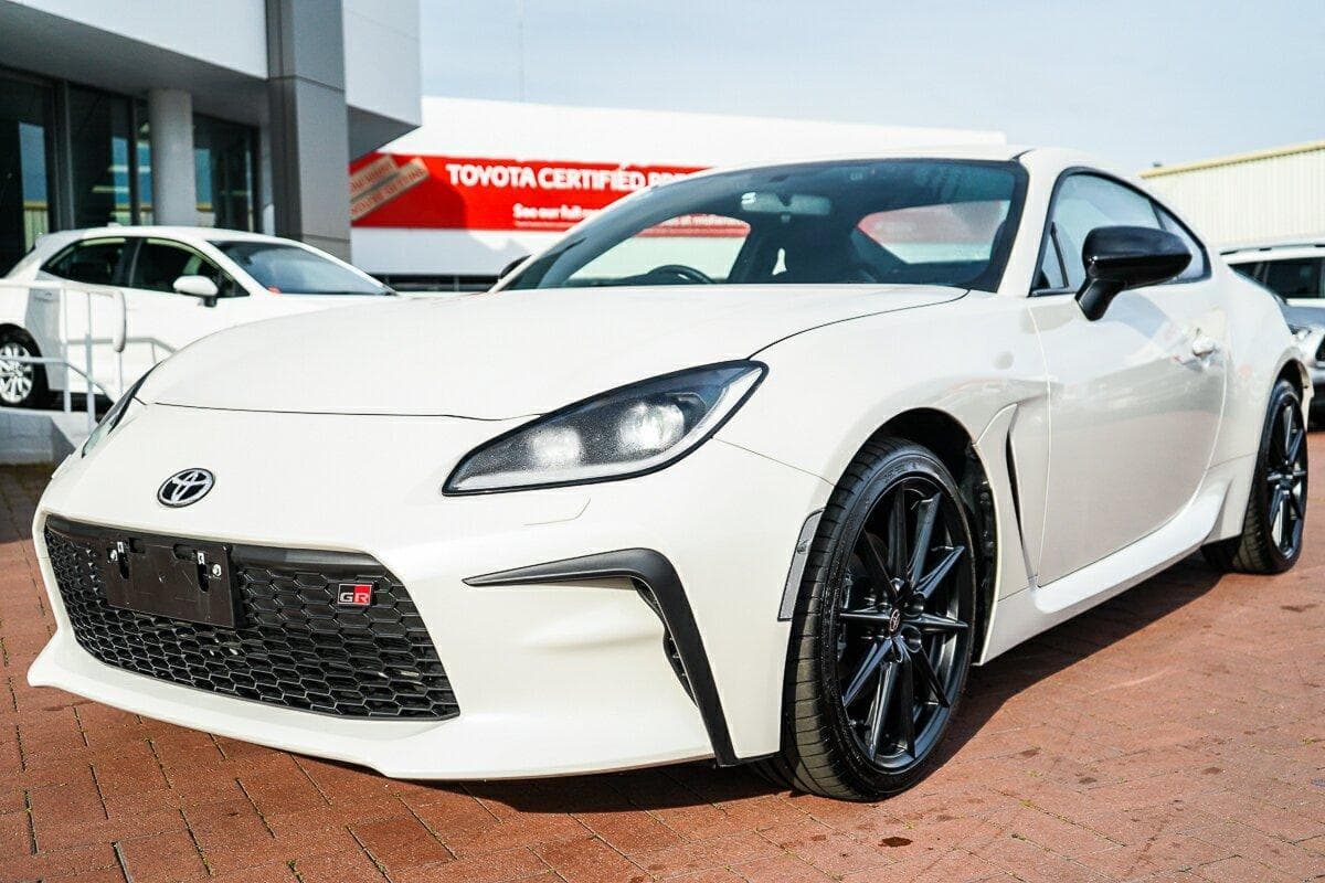 2025 Toyota GR86 GTS in White