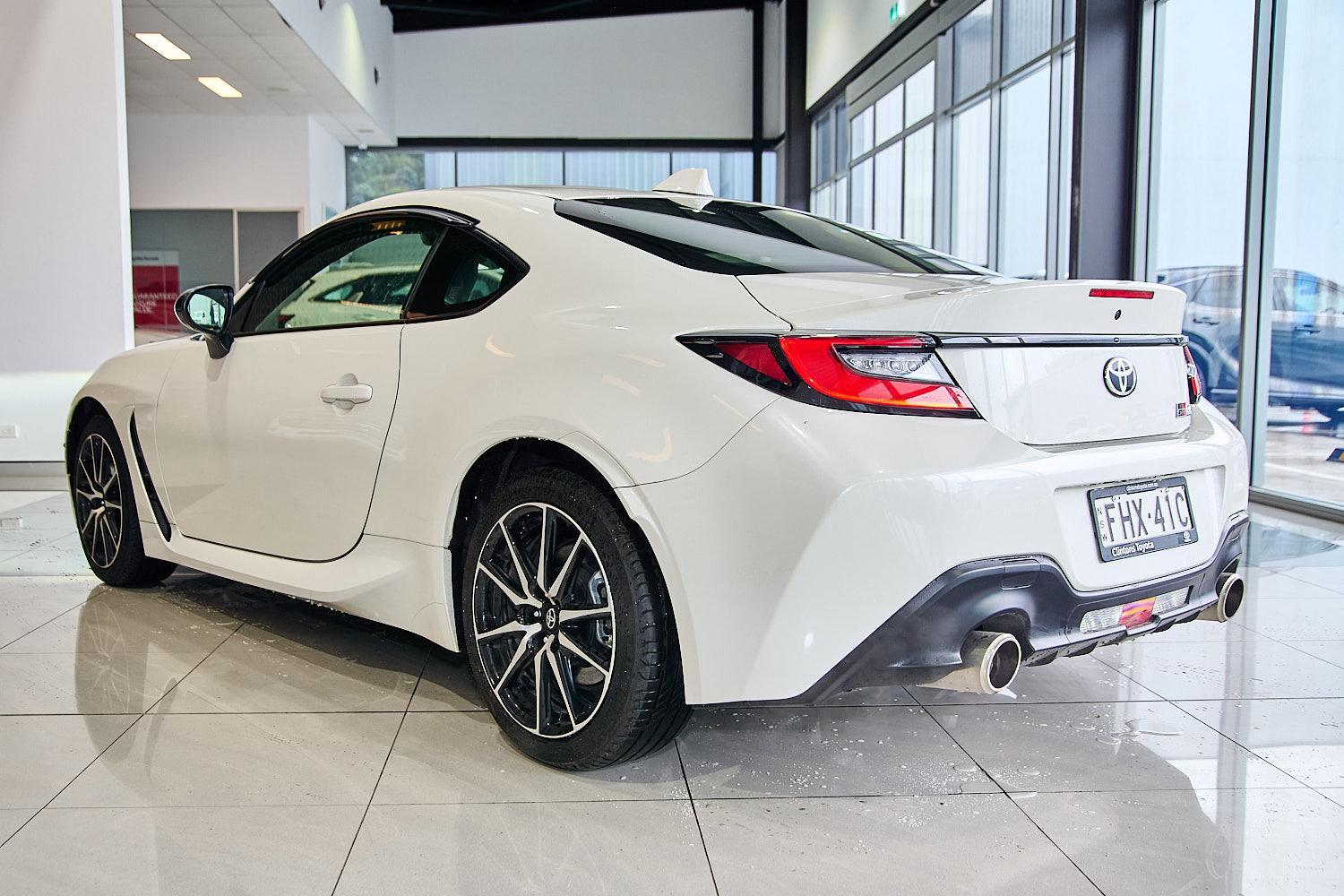 2024 Toyota GR86 GT in White