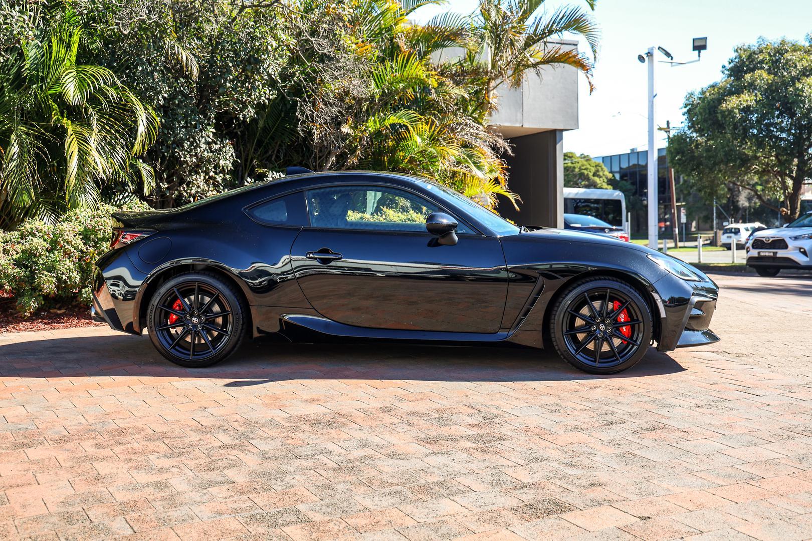 2025 Toyota GR86 GTS in Black