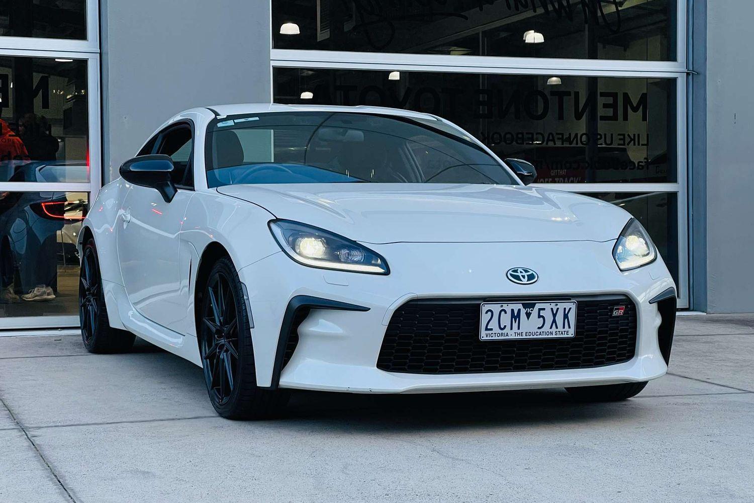 2025 Toyota GR86 GTS in White