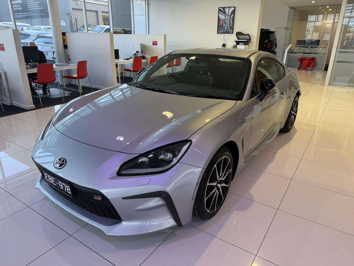 2025 Toyota GR86 GT in Silver