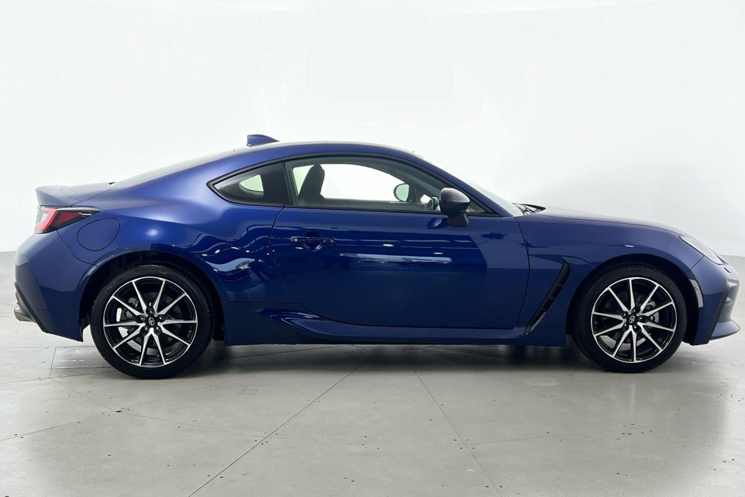 2025 Toyota GR86 GT in Blue