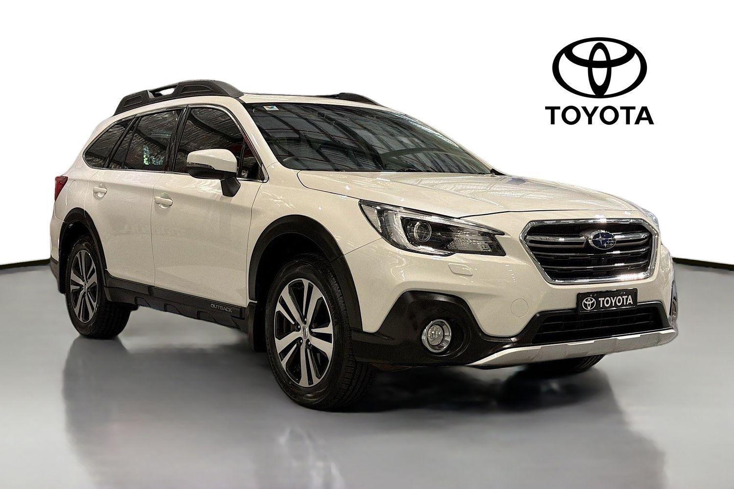 2019 Subaru Outback 2.5i Premium in White