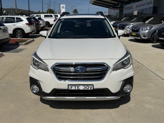2019 Subaru Outback 2.5i Premium in White
