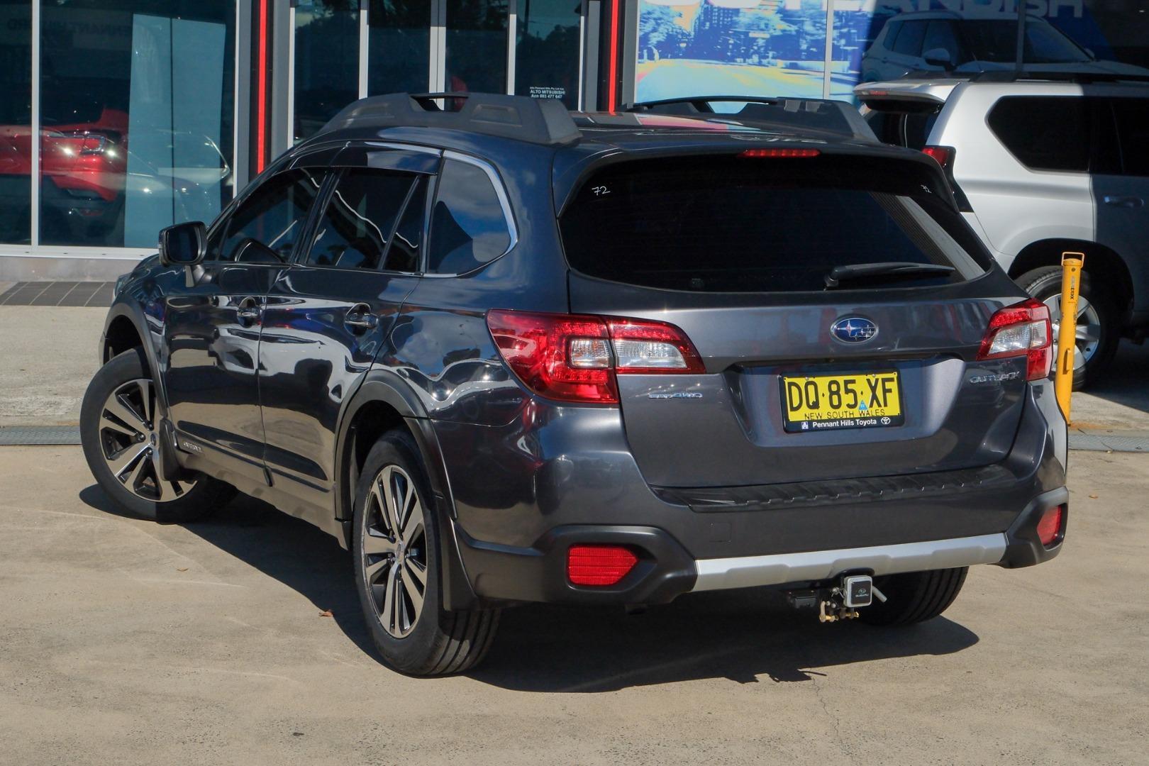 2019 Subaru Outback 2.5i Premium in Grey