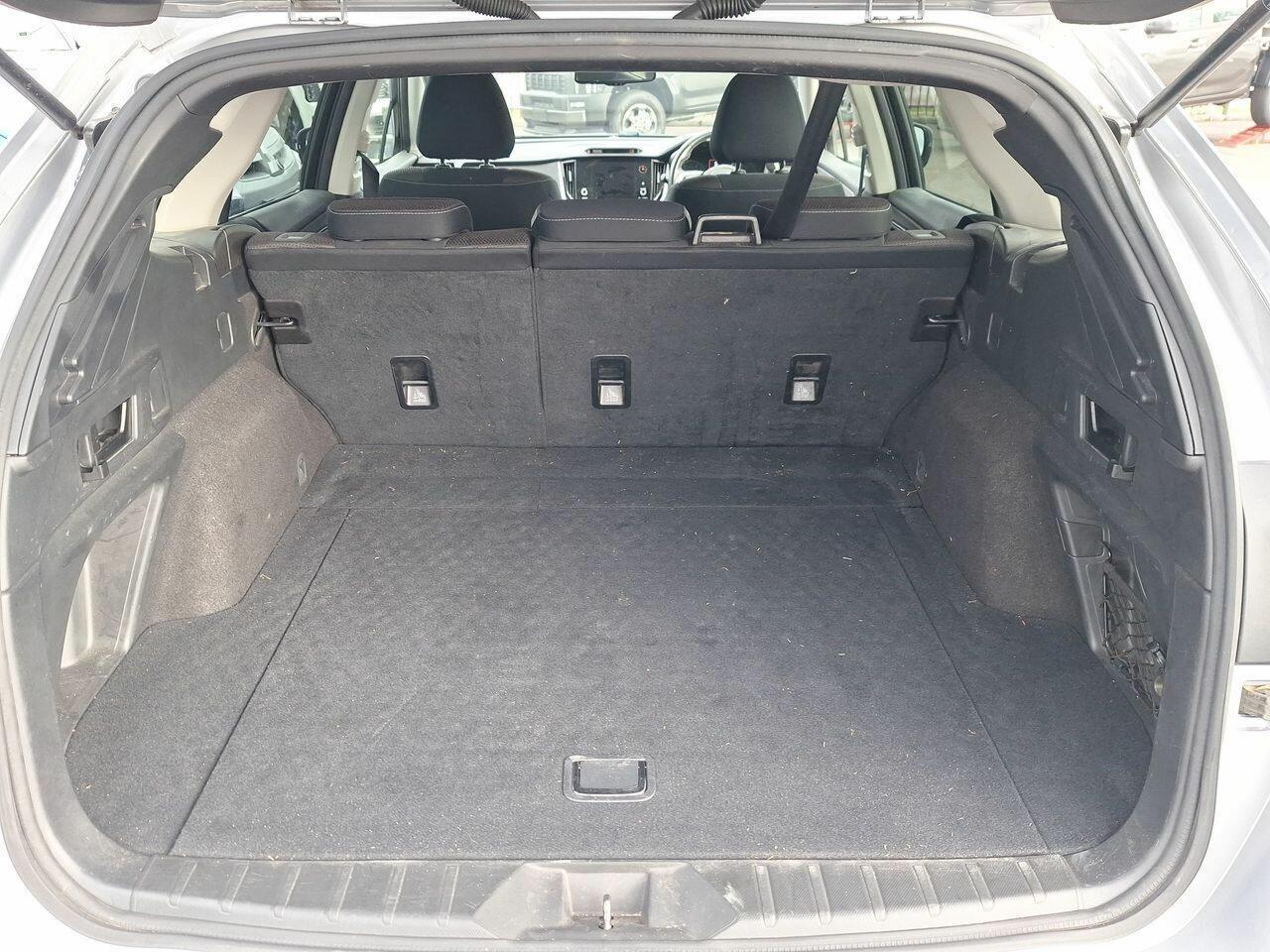 2020 Subaru Outback AWD in Silver