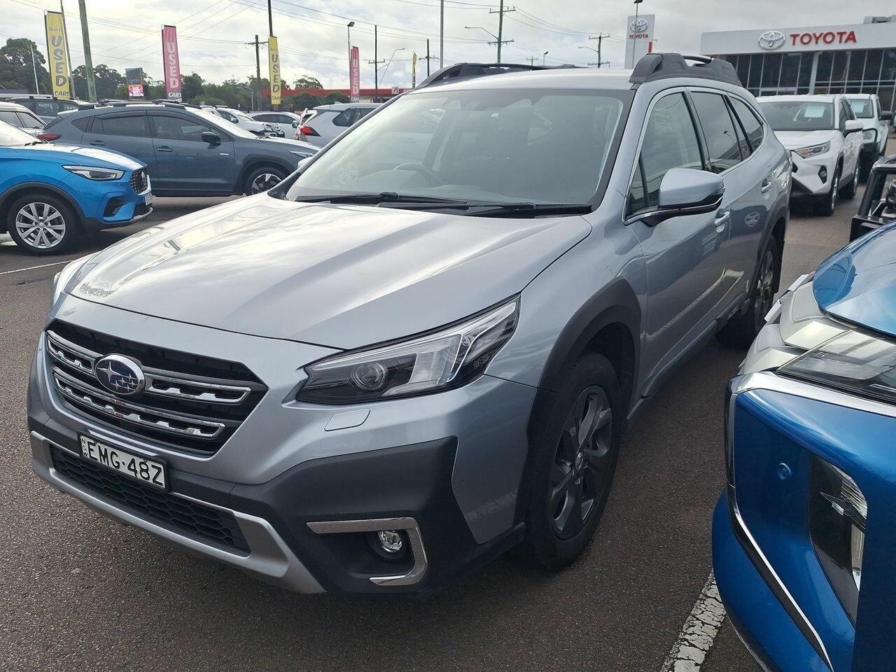 2020 Subaru Outback AWD in Silver