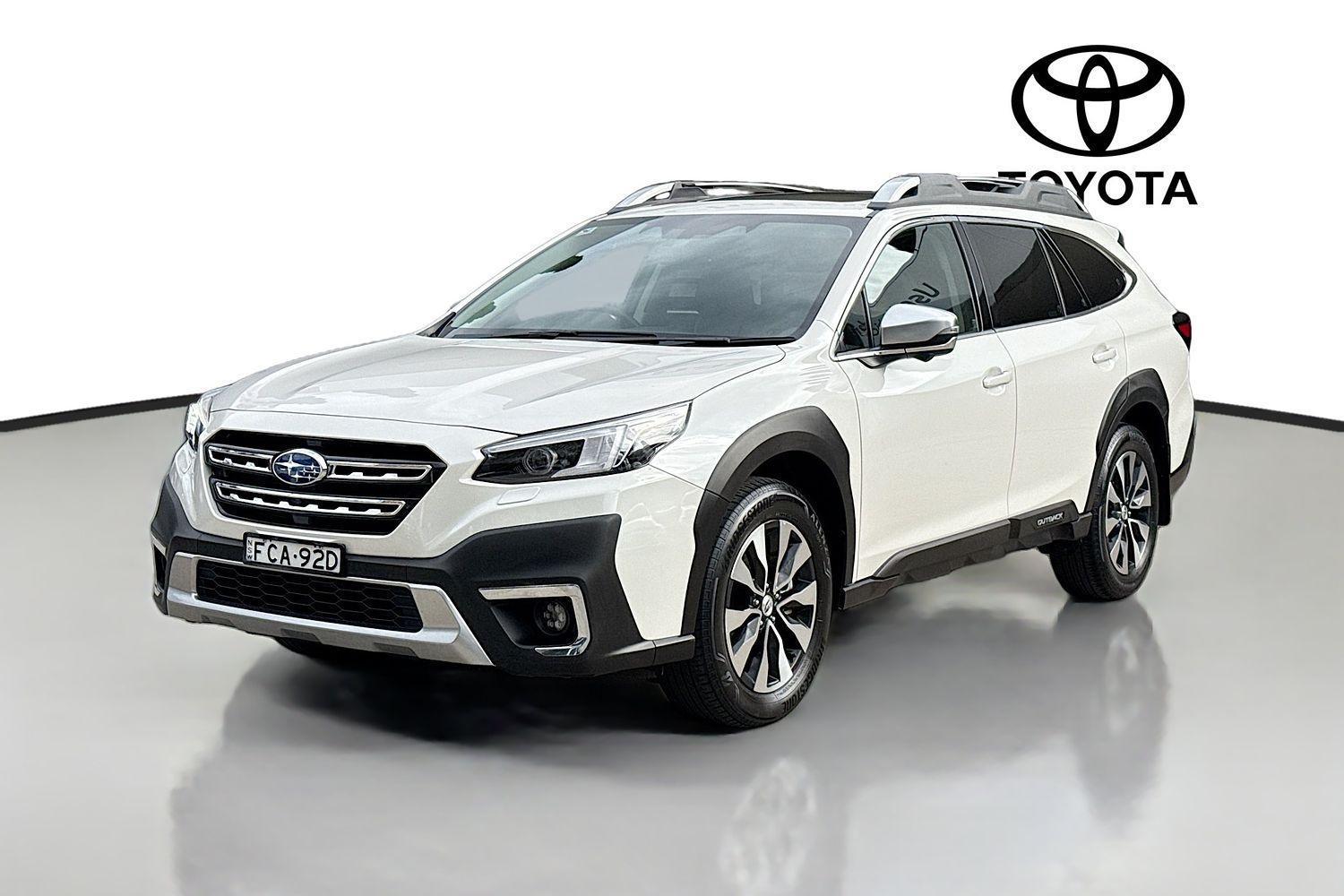 2023 Subaru Outback AWD Touring XT in White