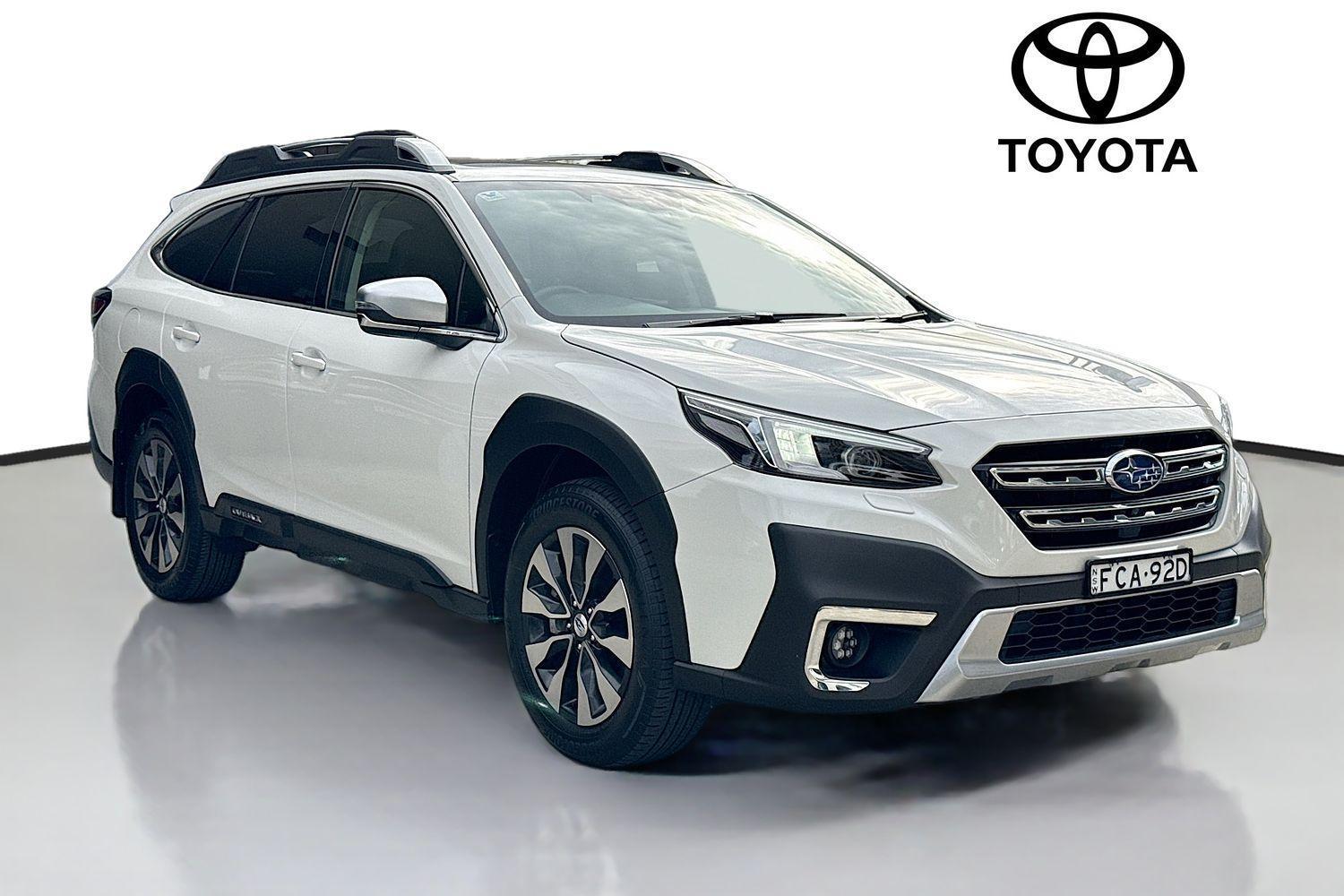 2023 Subaru Outback AWD Touring XT in White