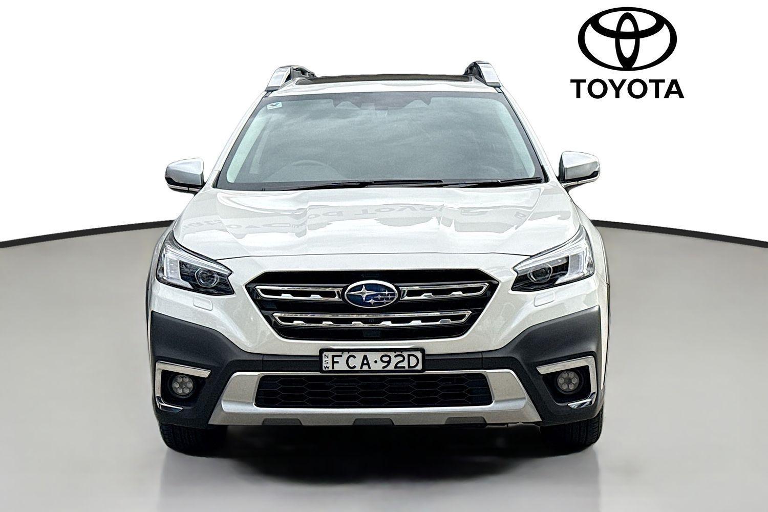 2023 Subaru Outback AWD Touring XT in White