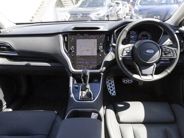 2024 Subaru Outback AWD Touring XT in Grey