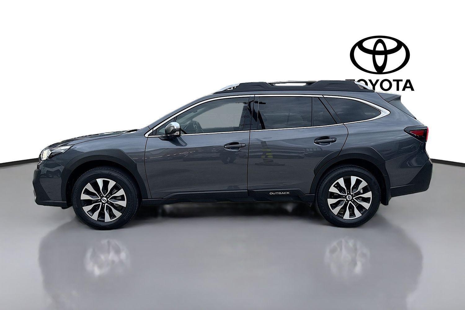 2025 Subaru Outback AWD Touring XT in Grey