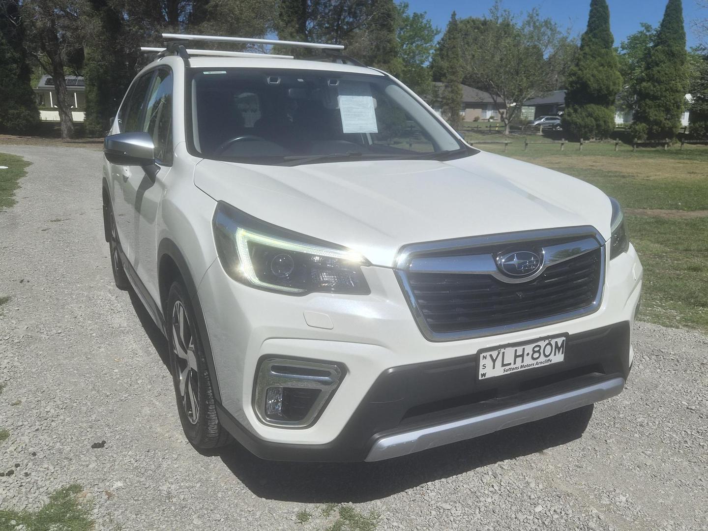 2021 Subaru Forester 2.5i-S in White