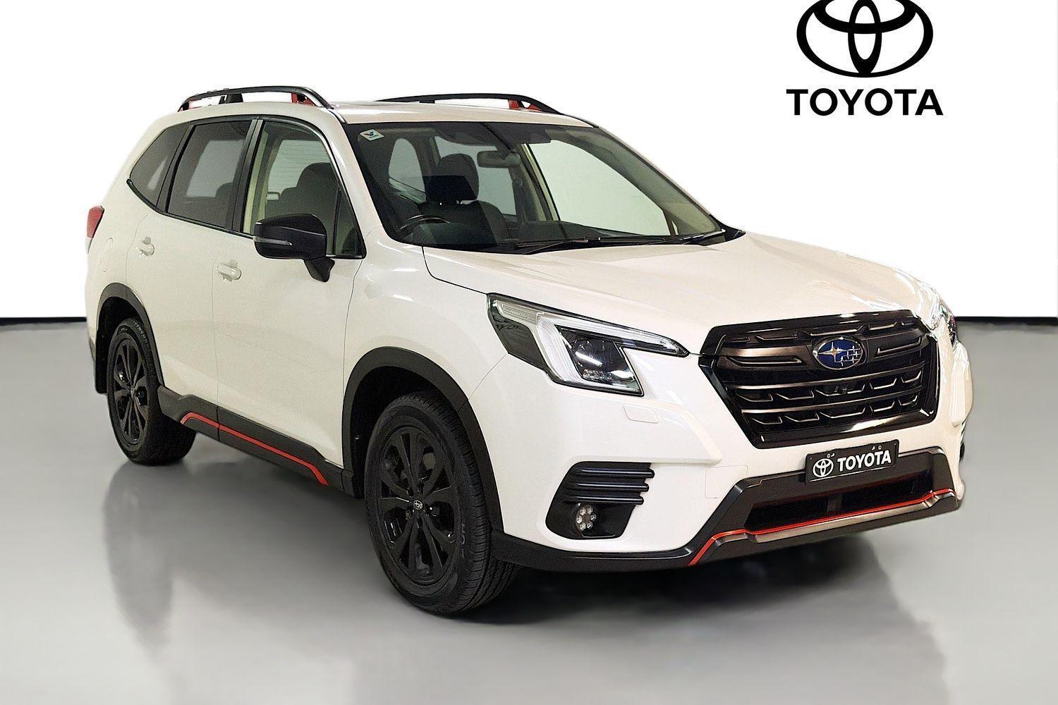 2021 Subaru Forester 2.5i Sport in White
