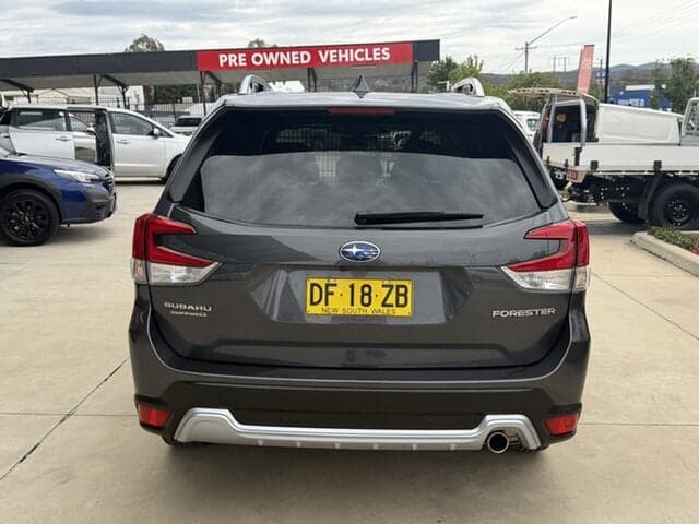2022 Subaru Forester 2.5i-S in Grey