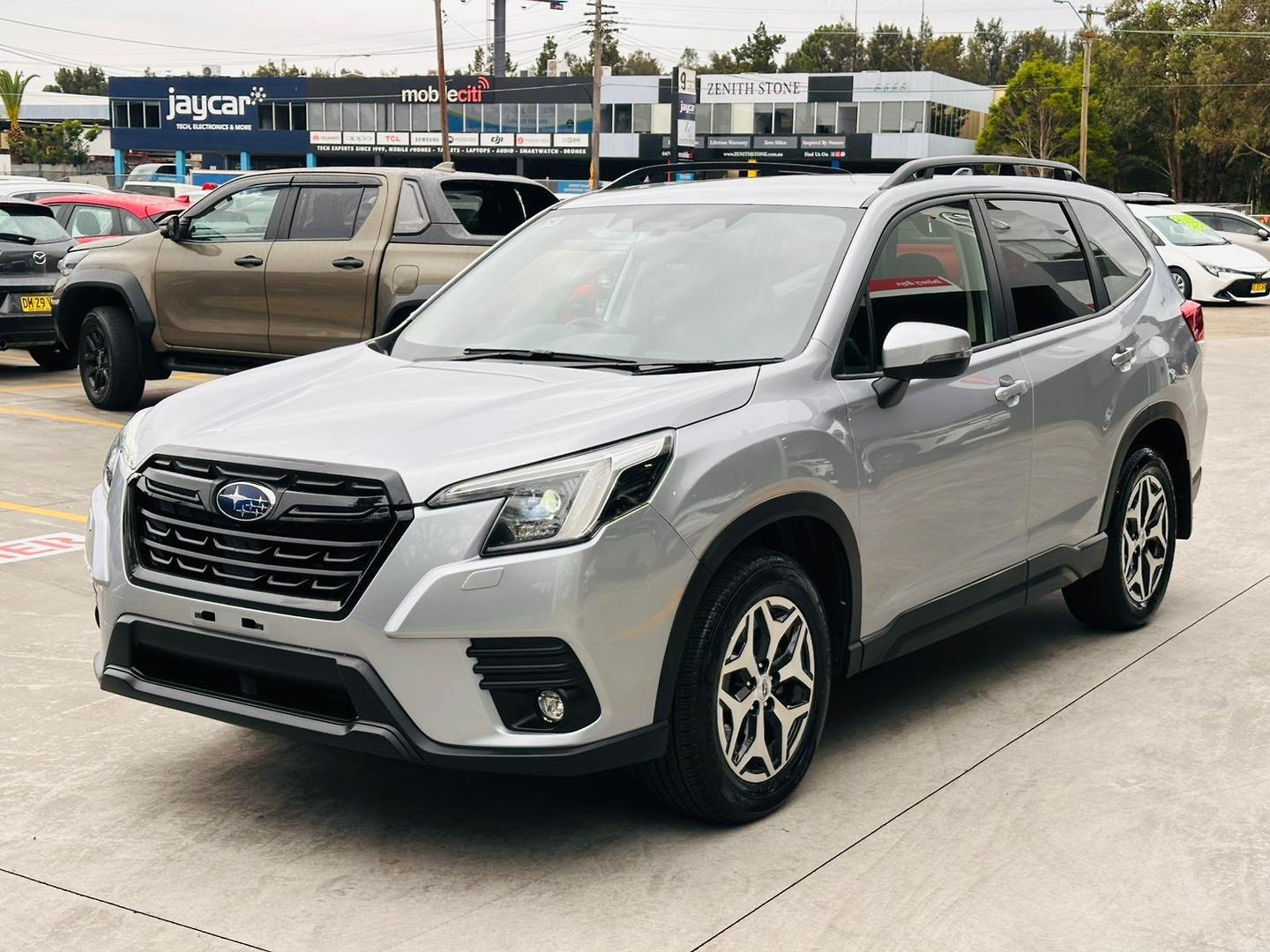2024 Subaru Forester 2.5i in Silver
