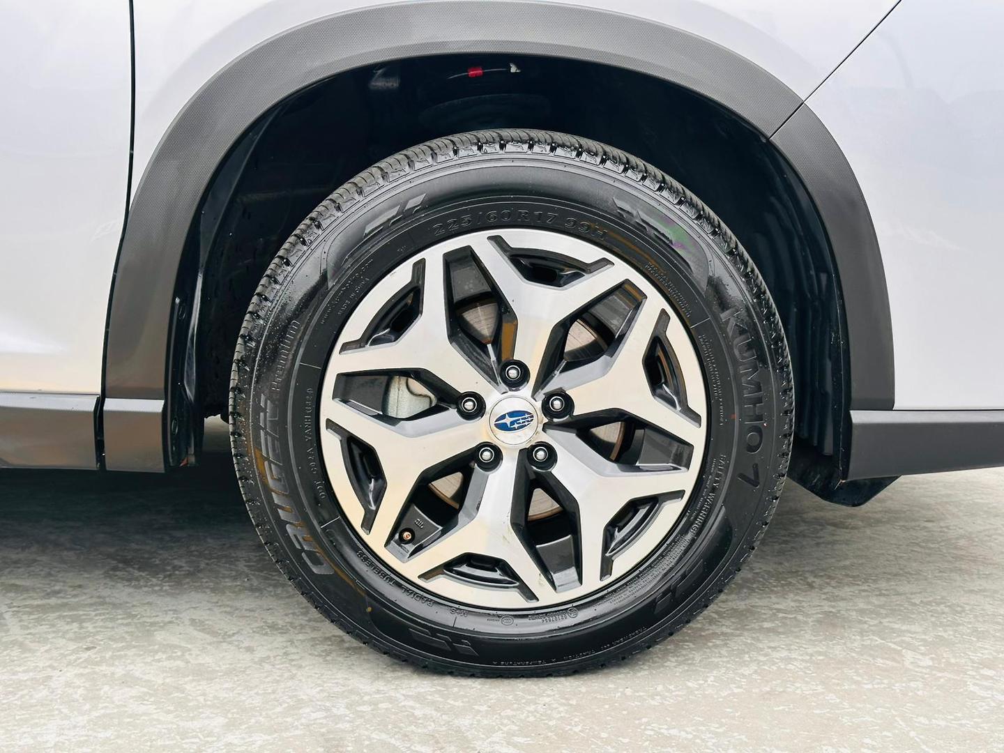 2024 Subaru Forester 2.5i in Silver