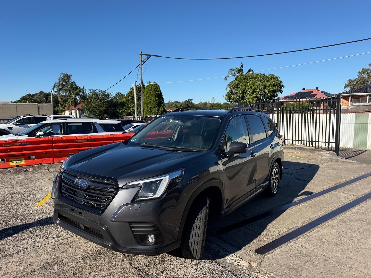 2024 Subaru Forester 2.5i in Grey
