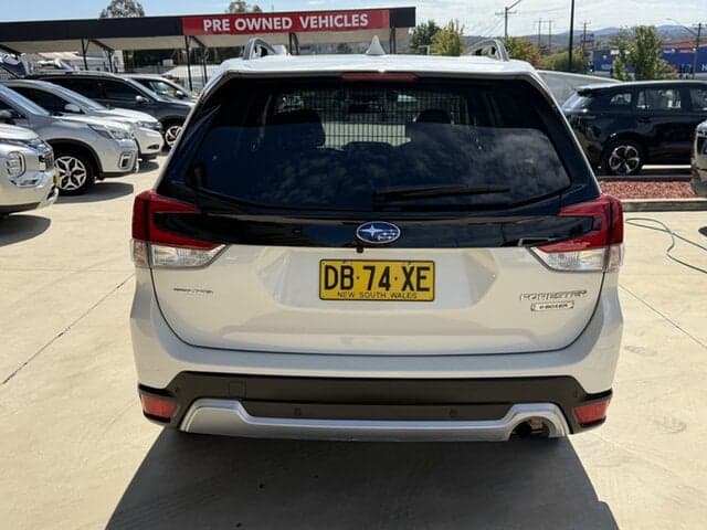 2021 Subaru Forester Hybrid L in White