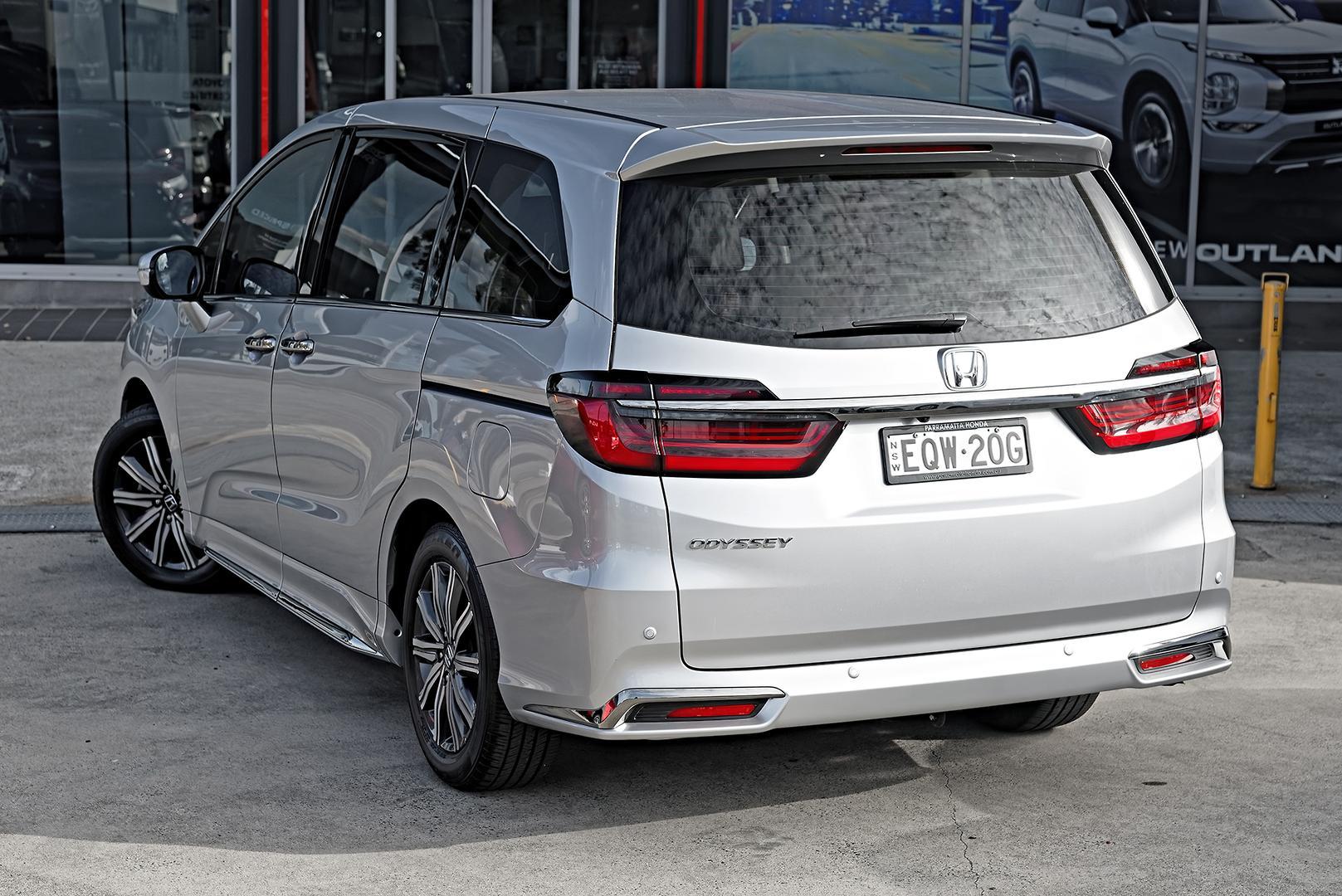 2022 Honda Odyssey Vi L7 in Silver