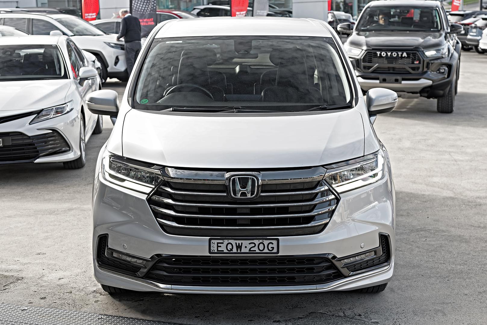 2022 Honda Odyssey Vi L7 in Silver