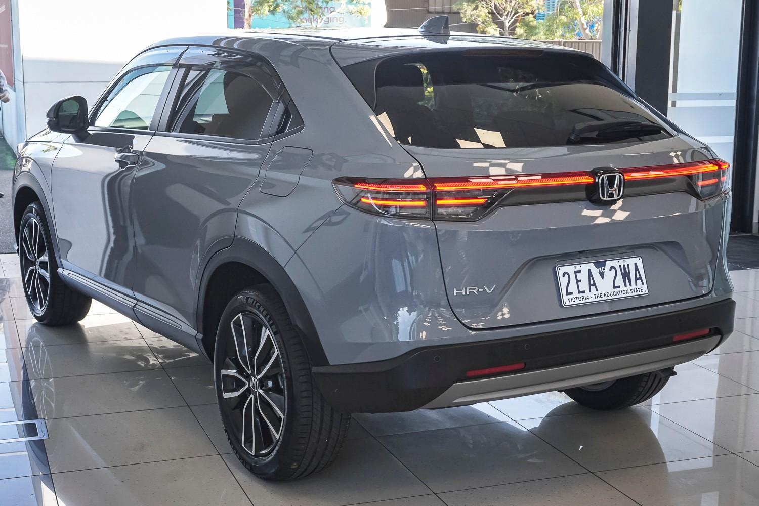 2025 Honda HR-V Vi X in Grey